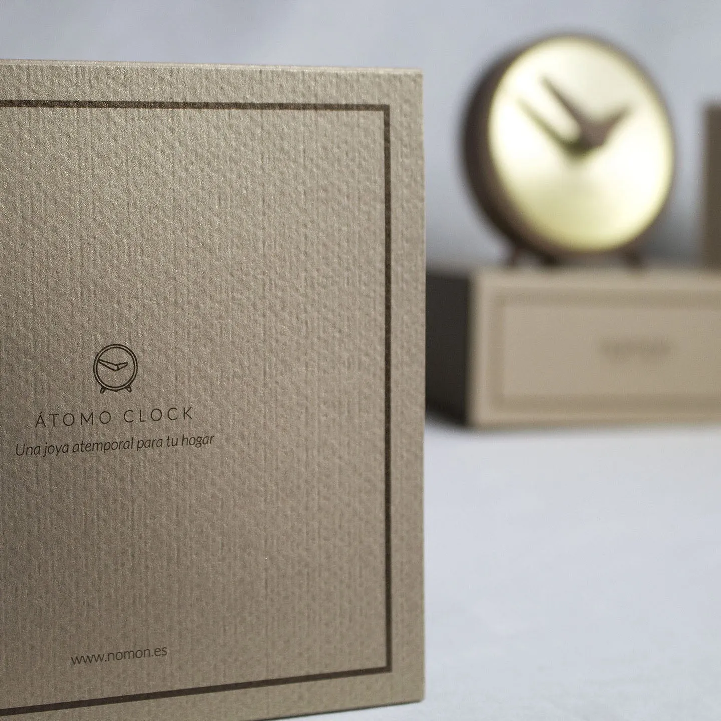 Atomo Table Clock