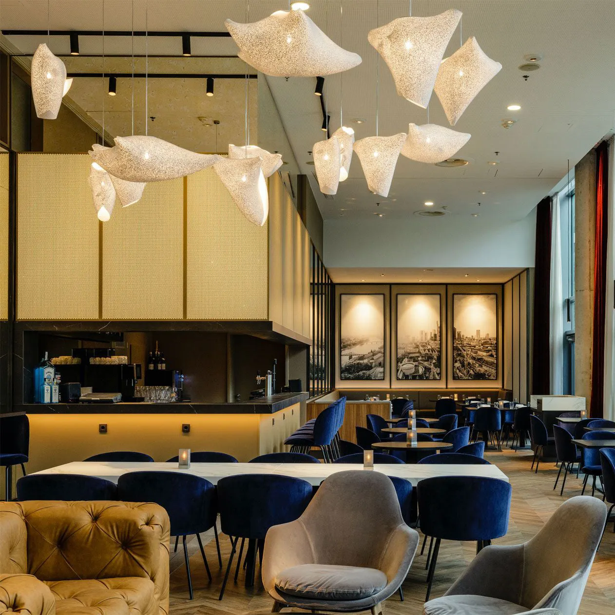 Ballet Plie Pendant Light