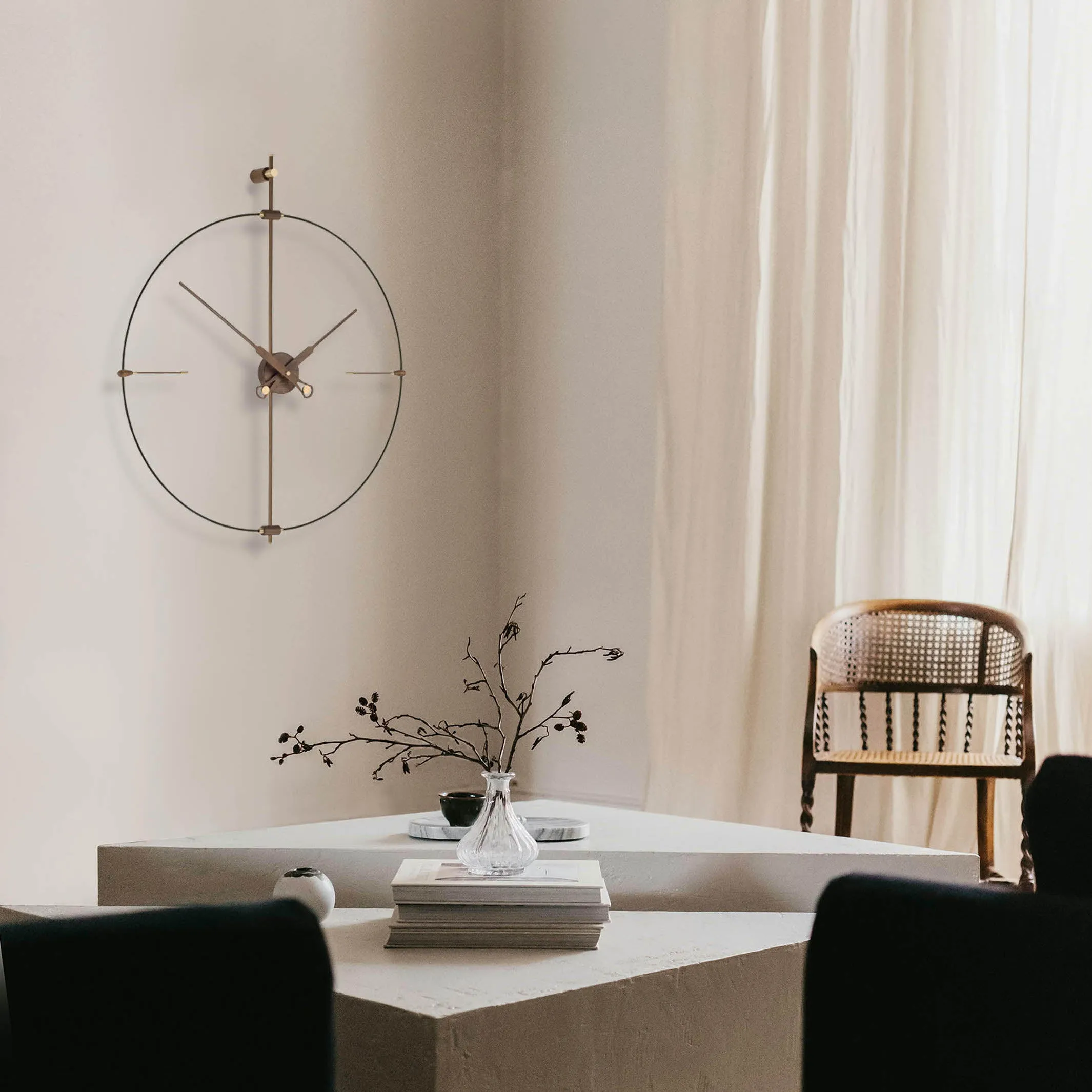 Bilbao Premium Clock