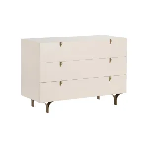 Celine Dresser