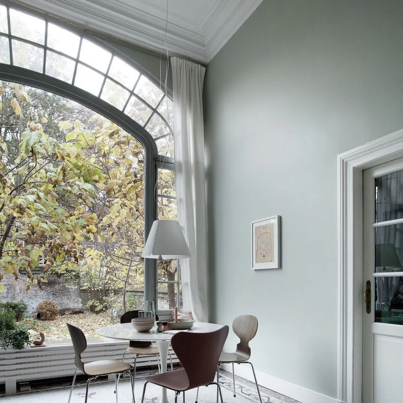 Costanza Pendant Light