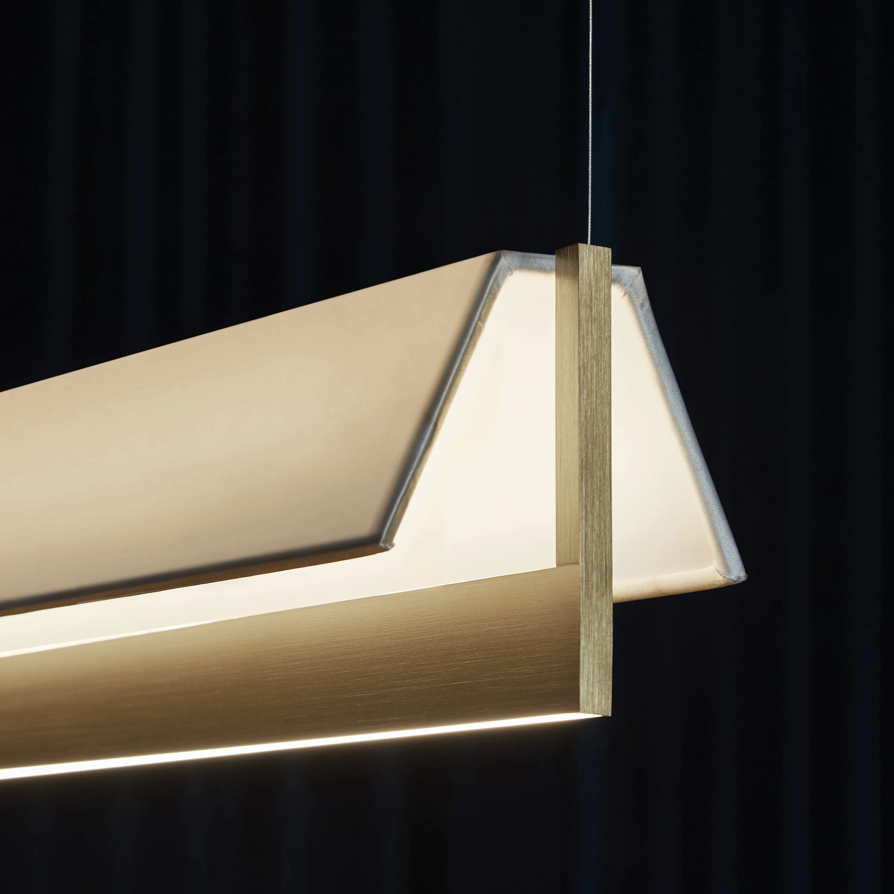 Fly Pendant Light