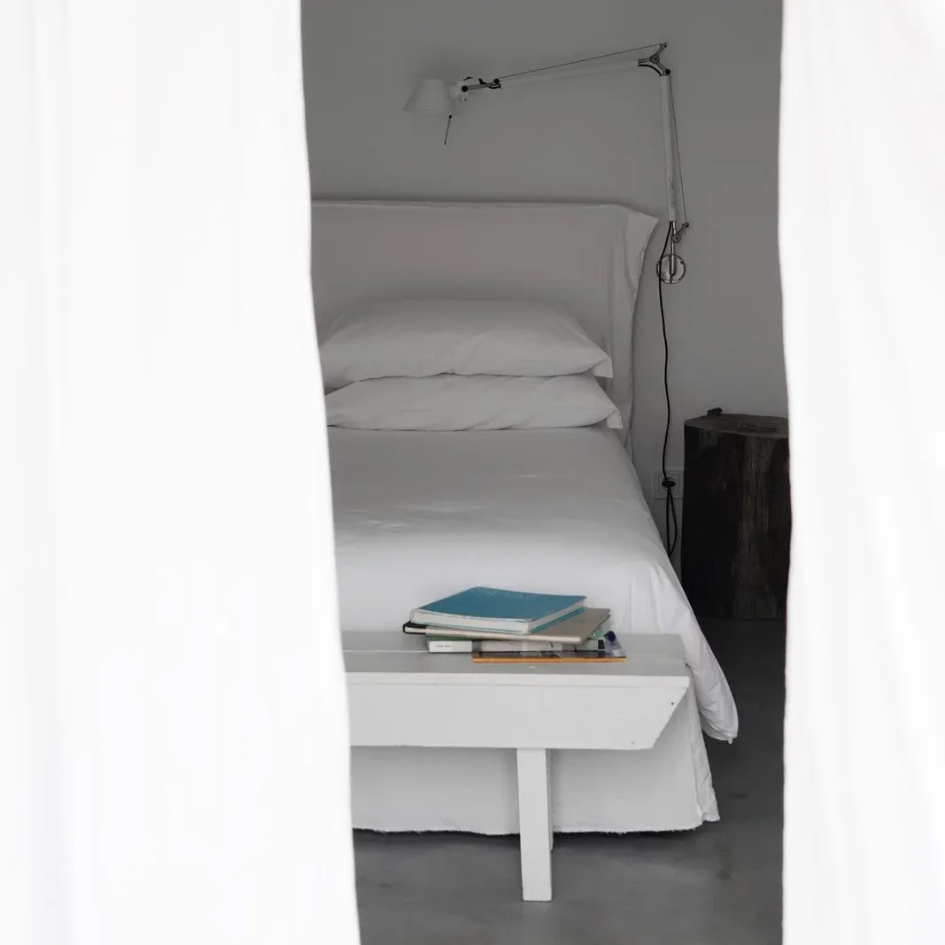Ghost 80 Bed