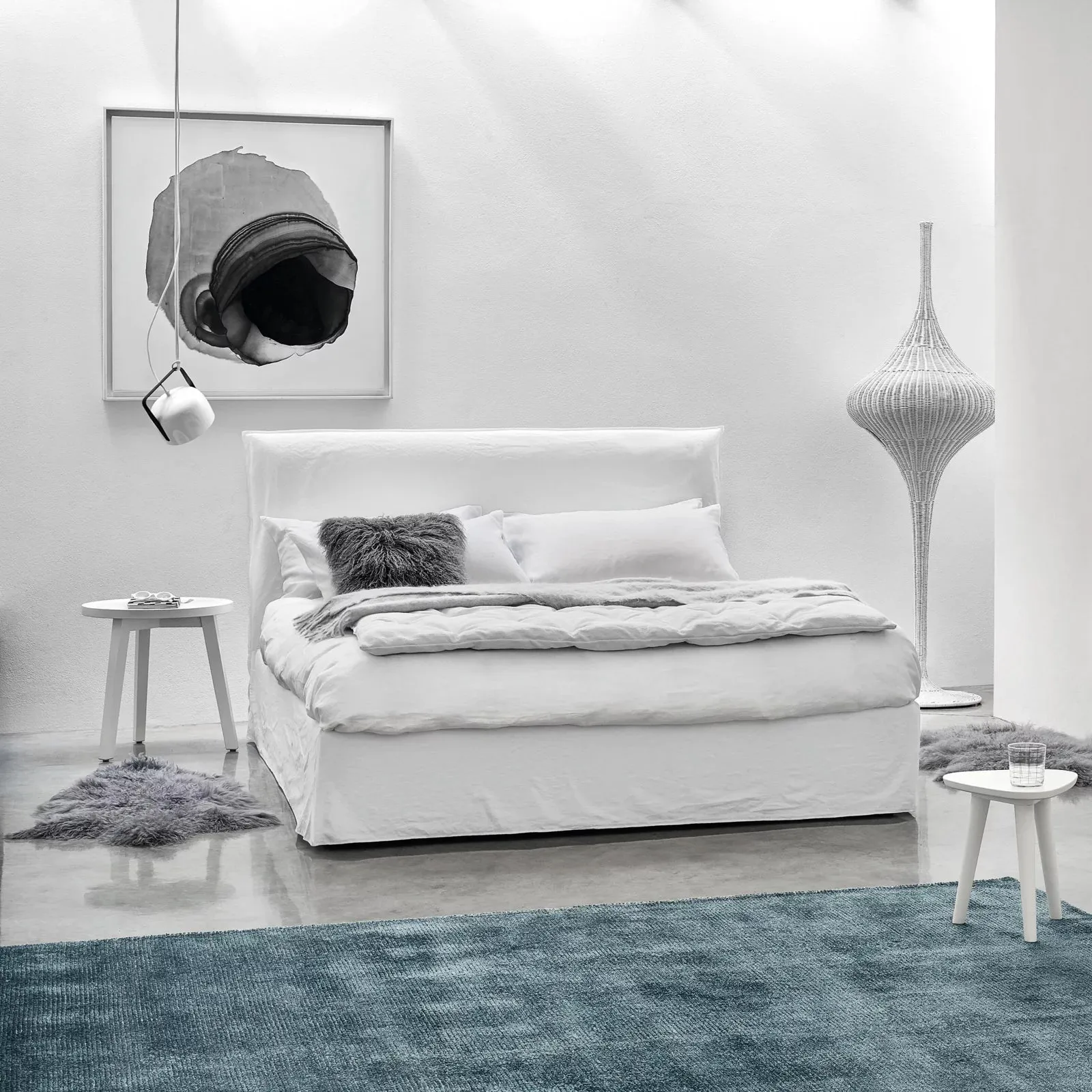 Ghost 80 Bed