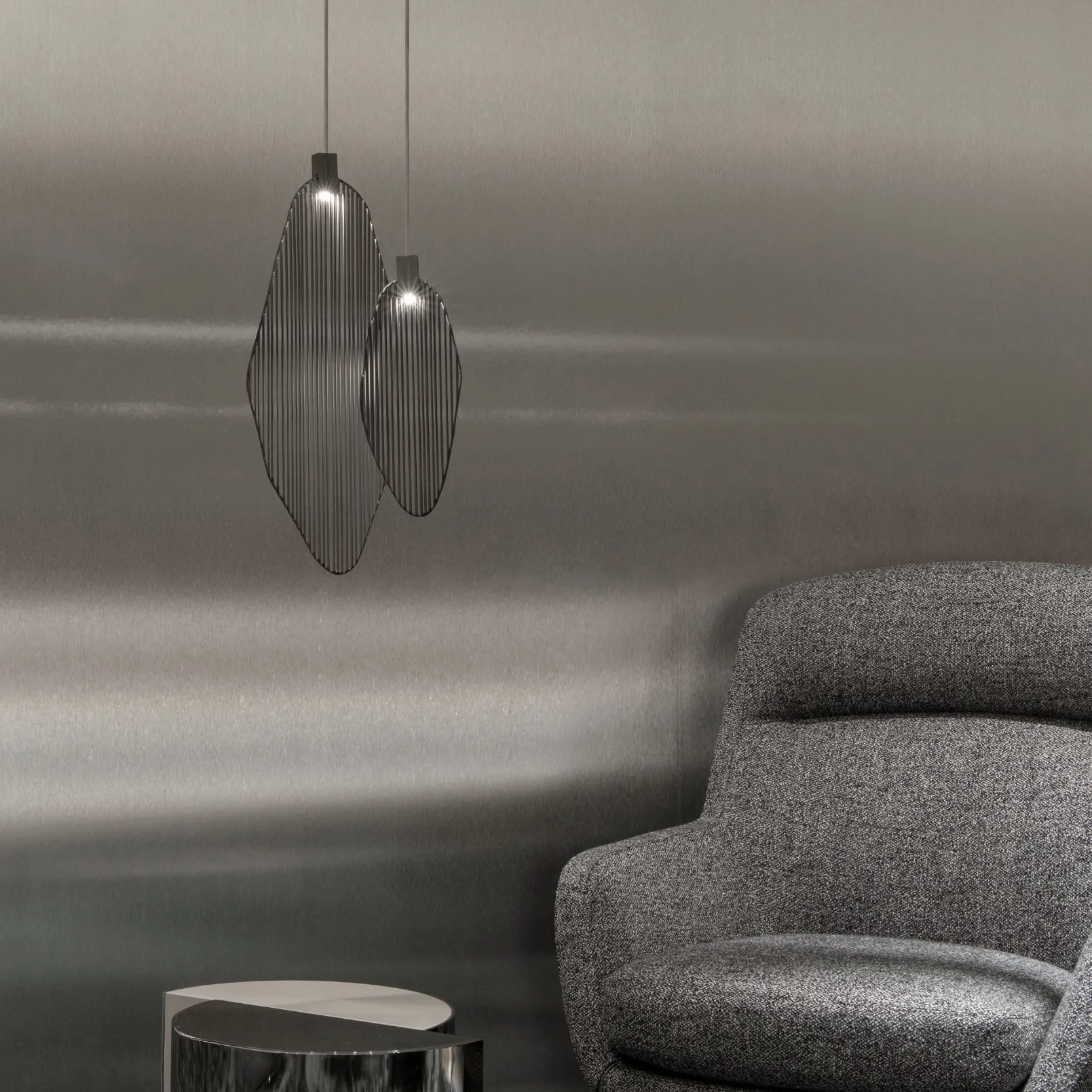 Harpe Single Pendant Light with Disc