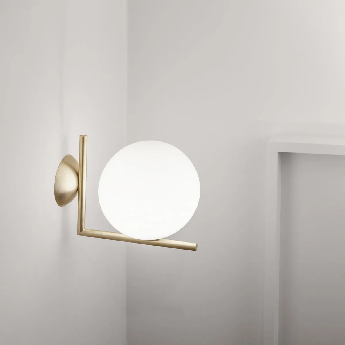 IC Lights Wall / Ceiling Light