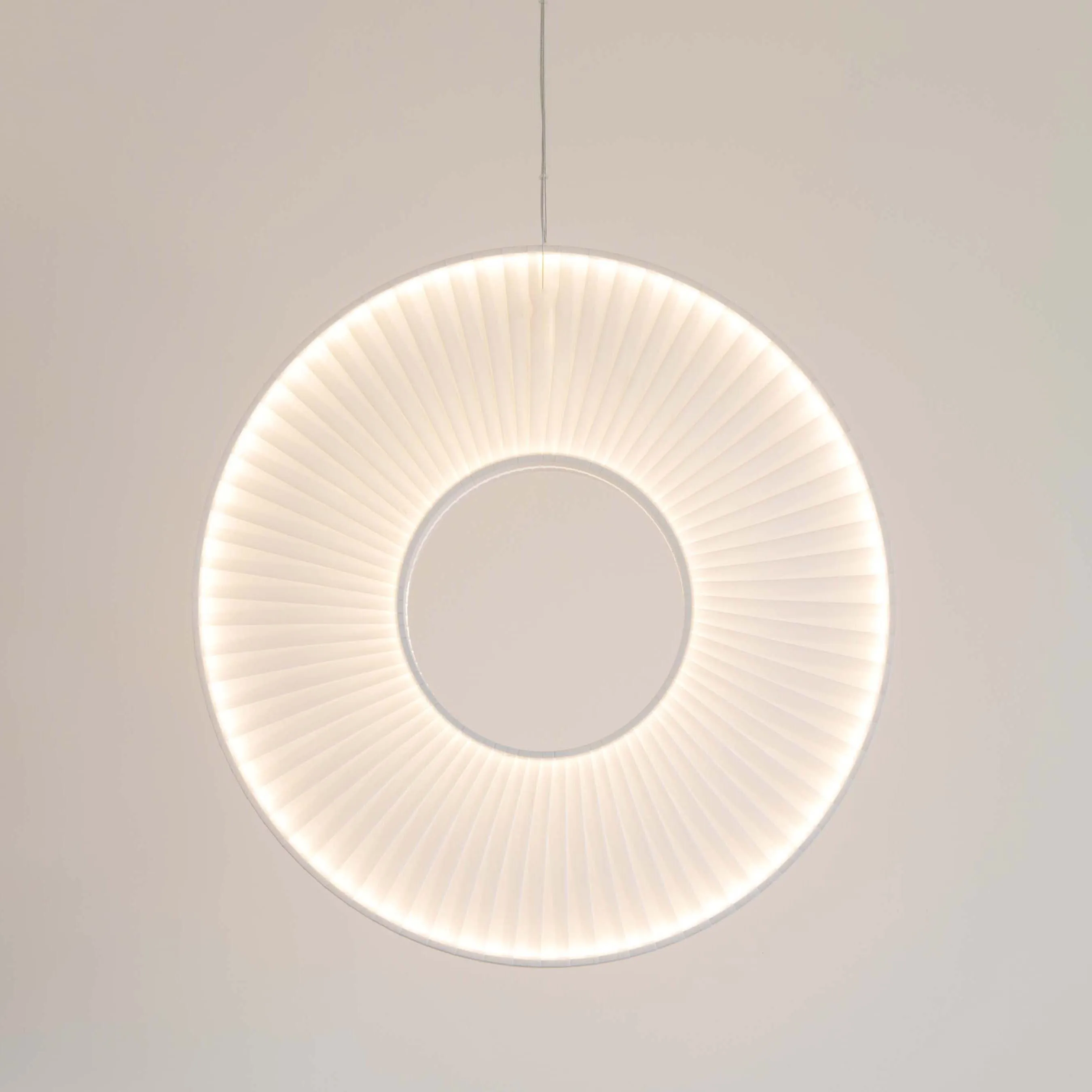 Iris Vertical LED Pendant Light
