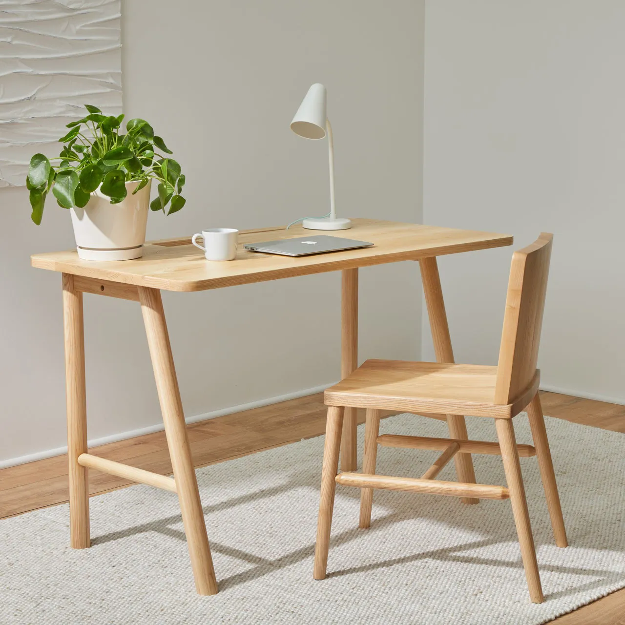 LAX Series Milk Desk