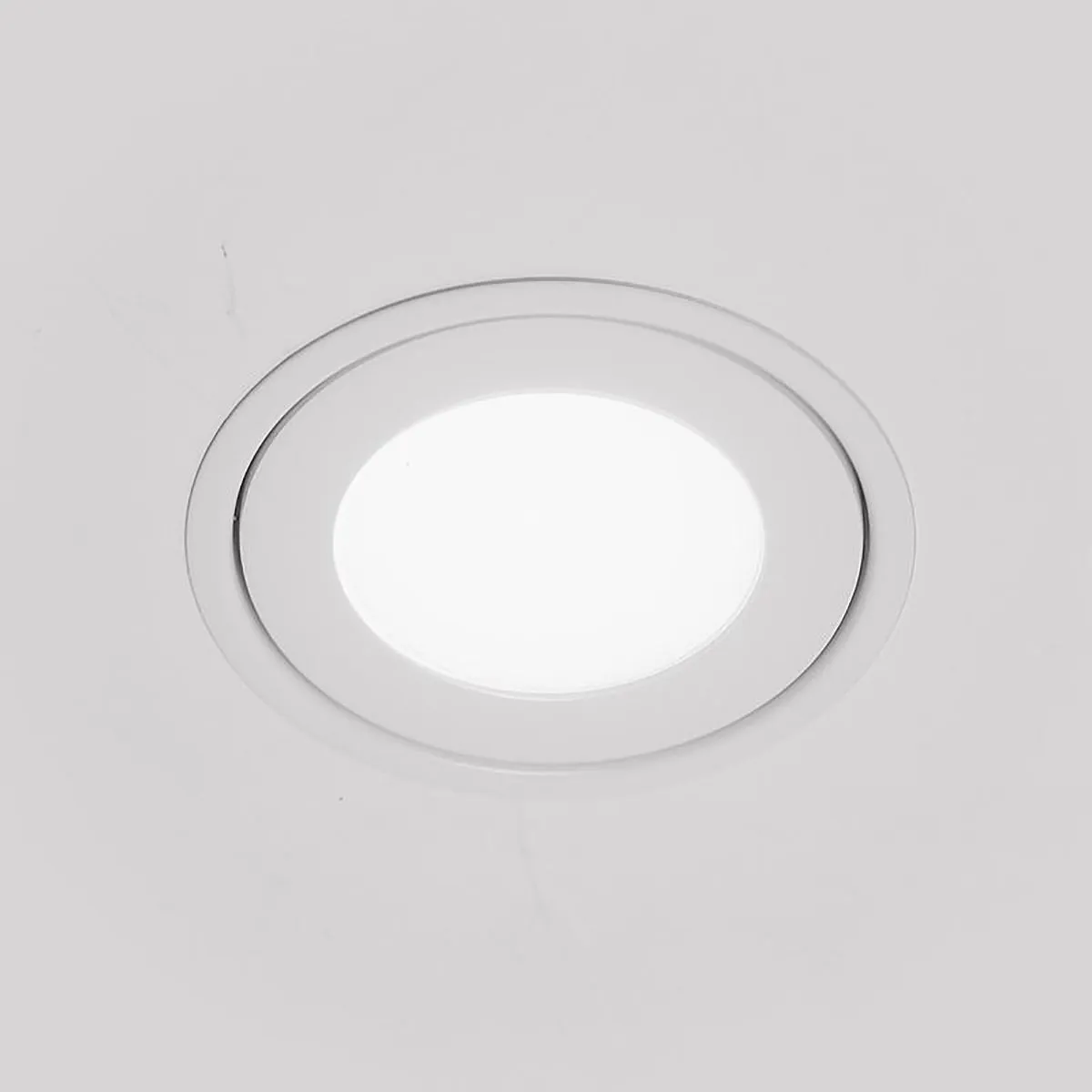 LED90 Edge Lit LED Button Light