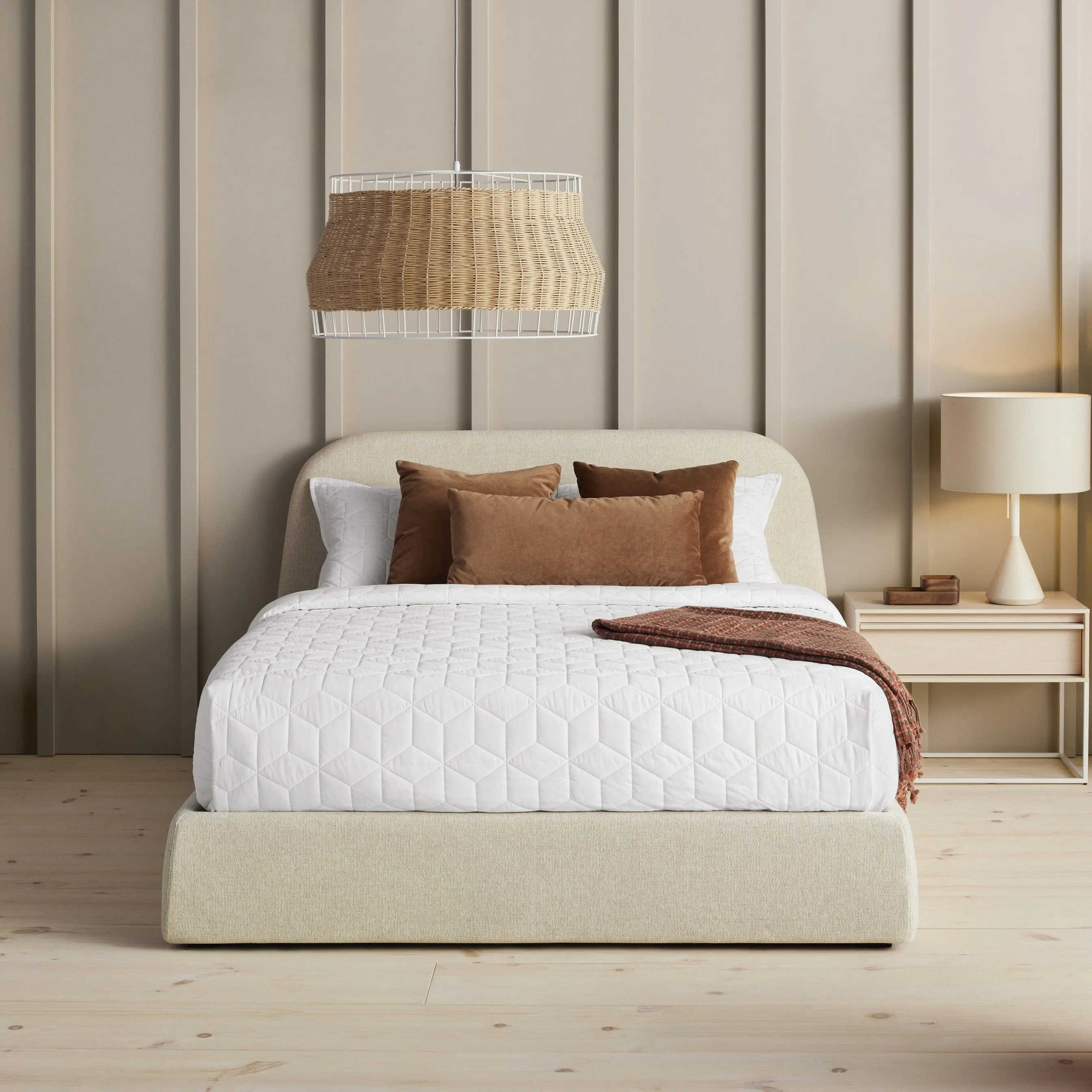 Lid Storage Bed