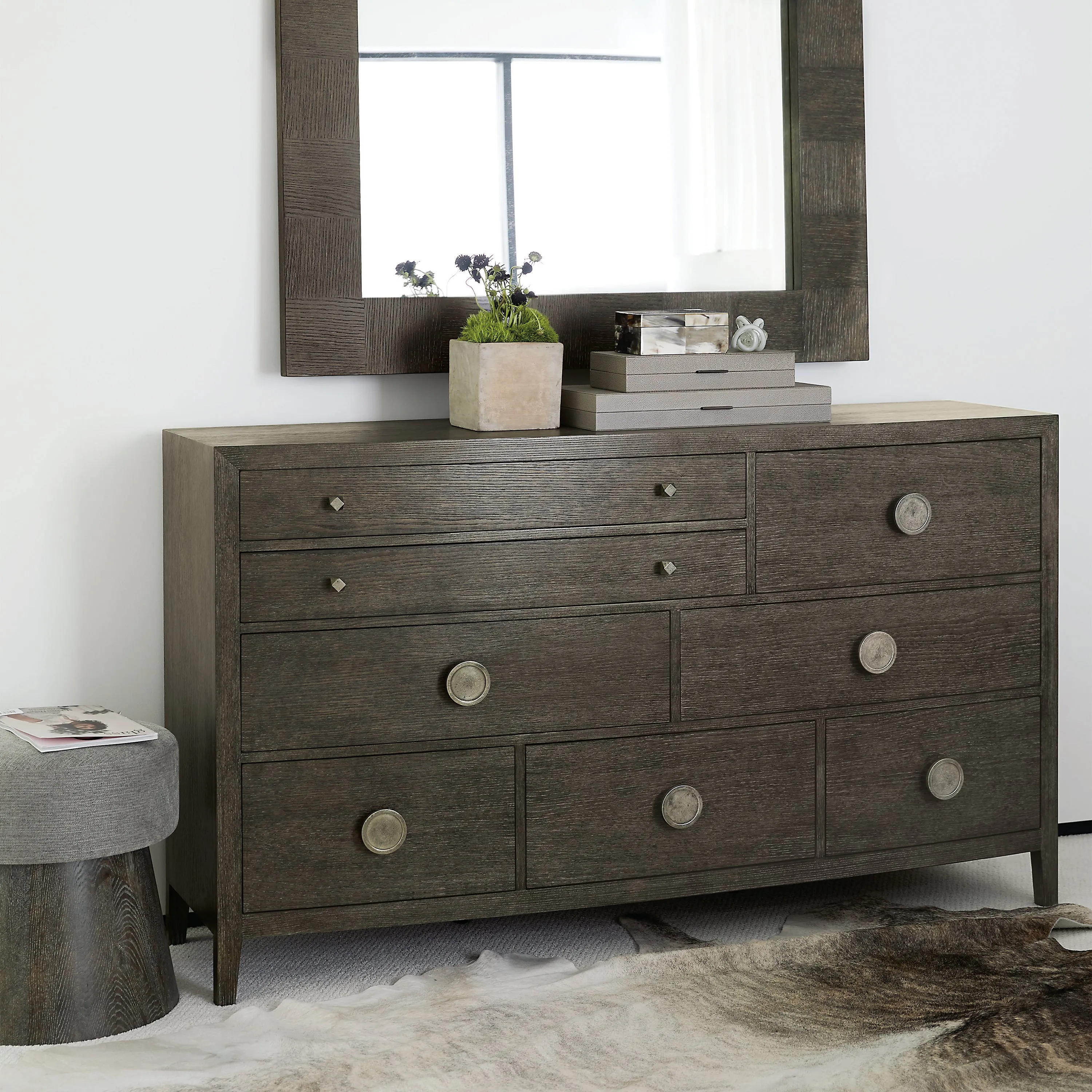 Linea Dresser