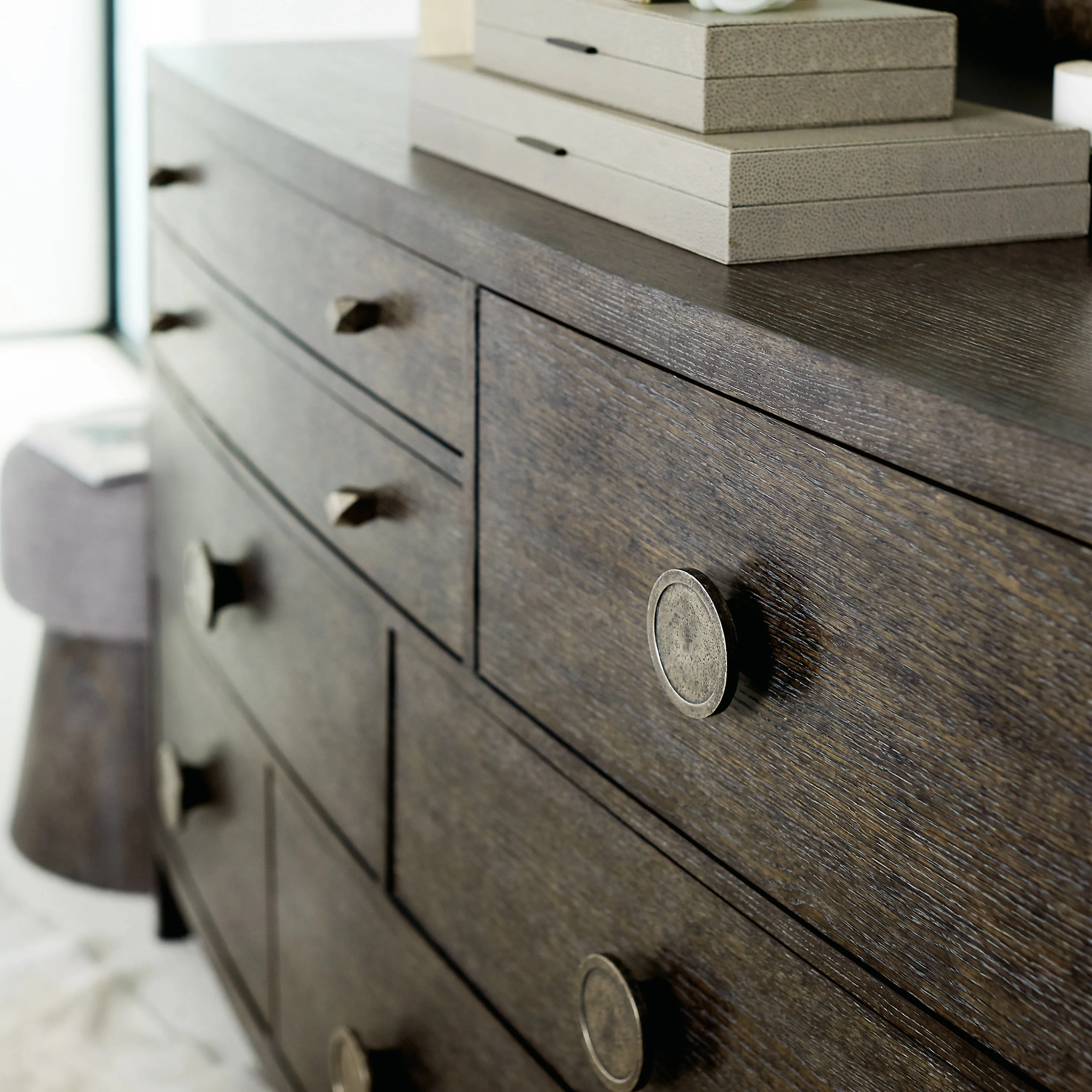 Linea Dresser