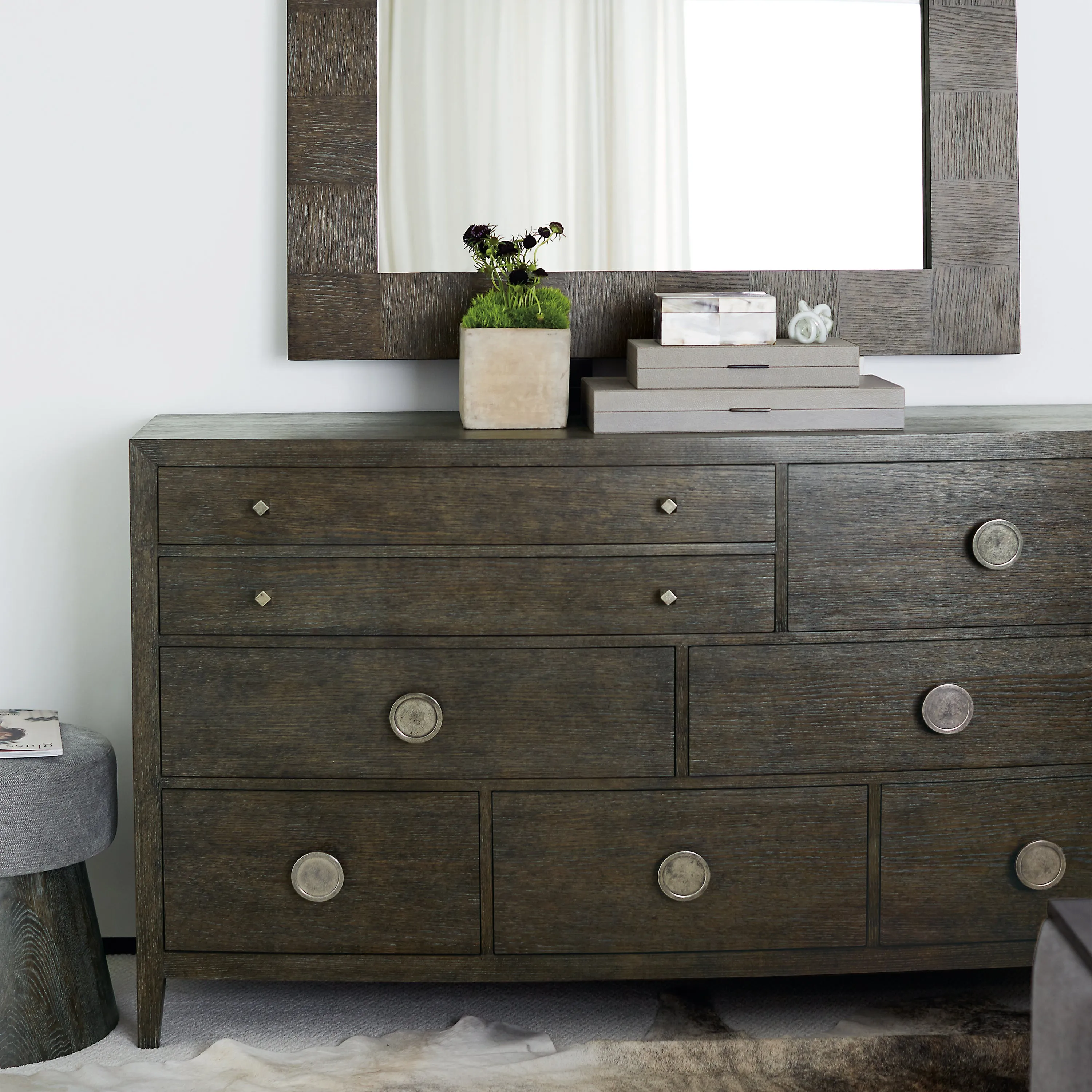 Linea Dresser