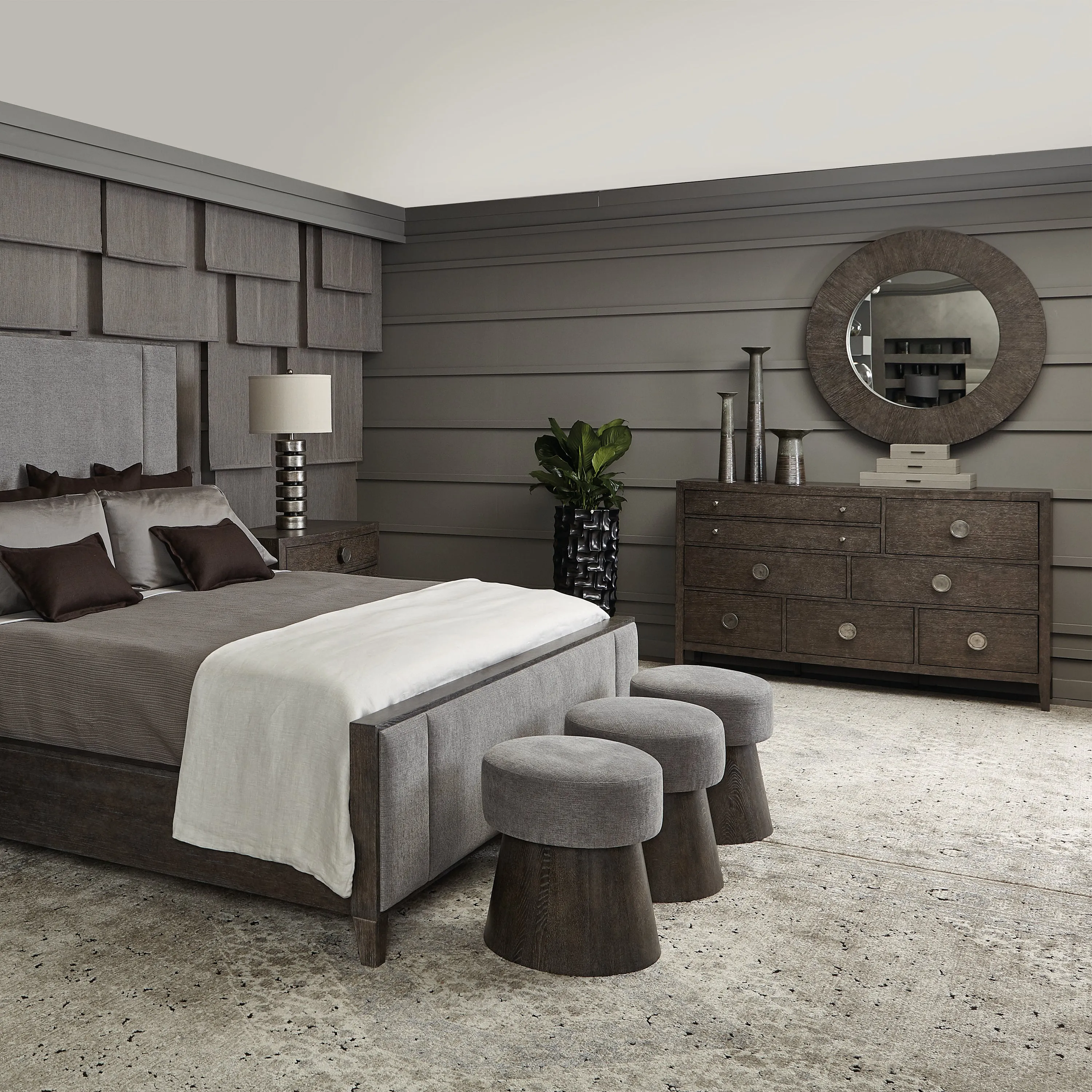 Linea Dresser