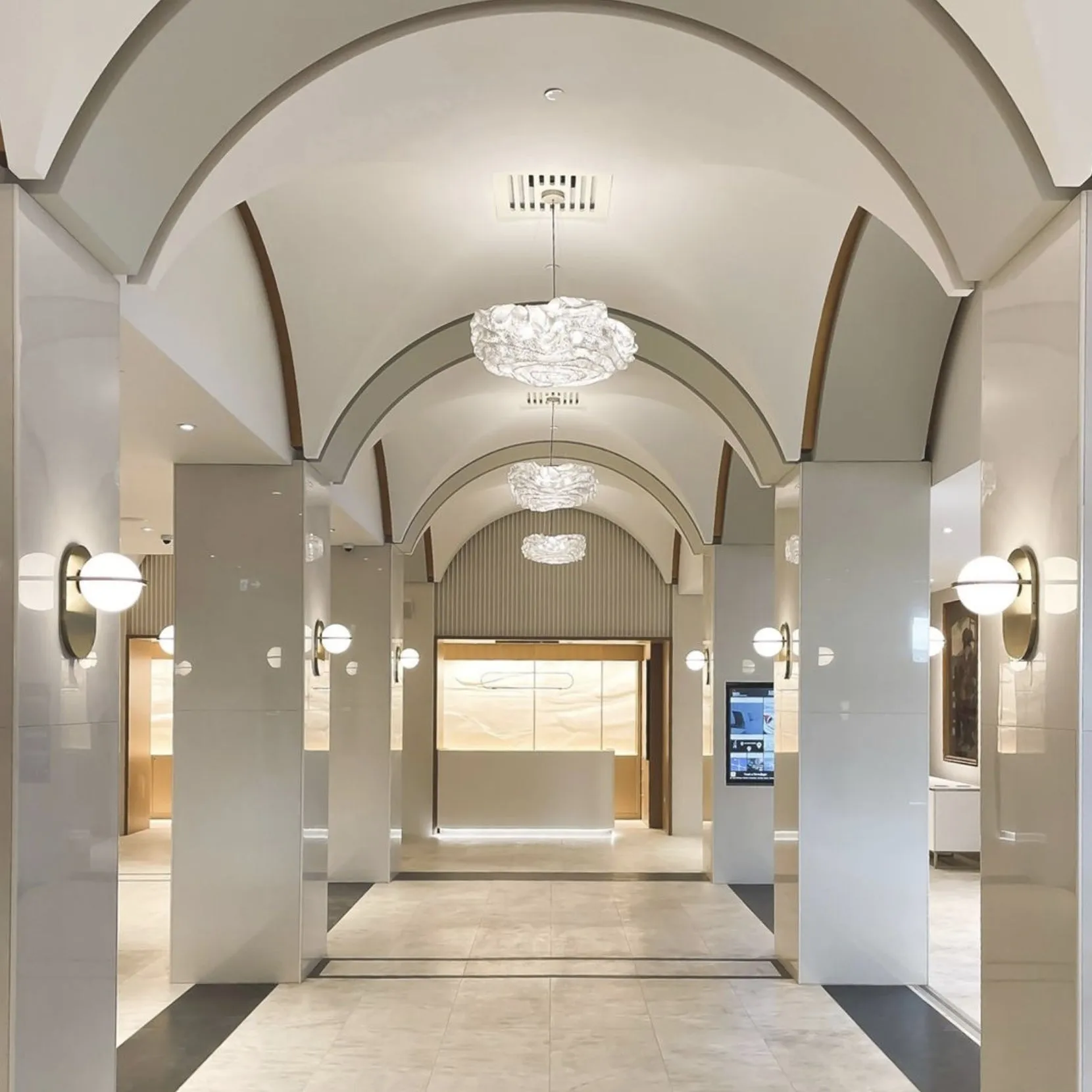 Nevo Pendant Light