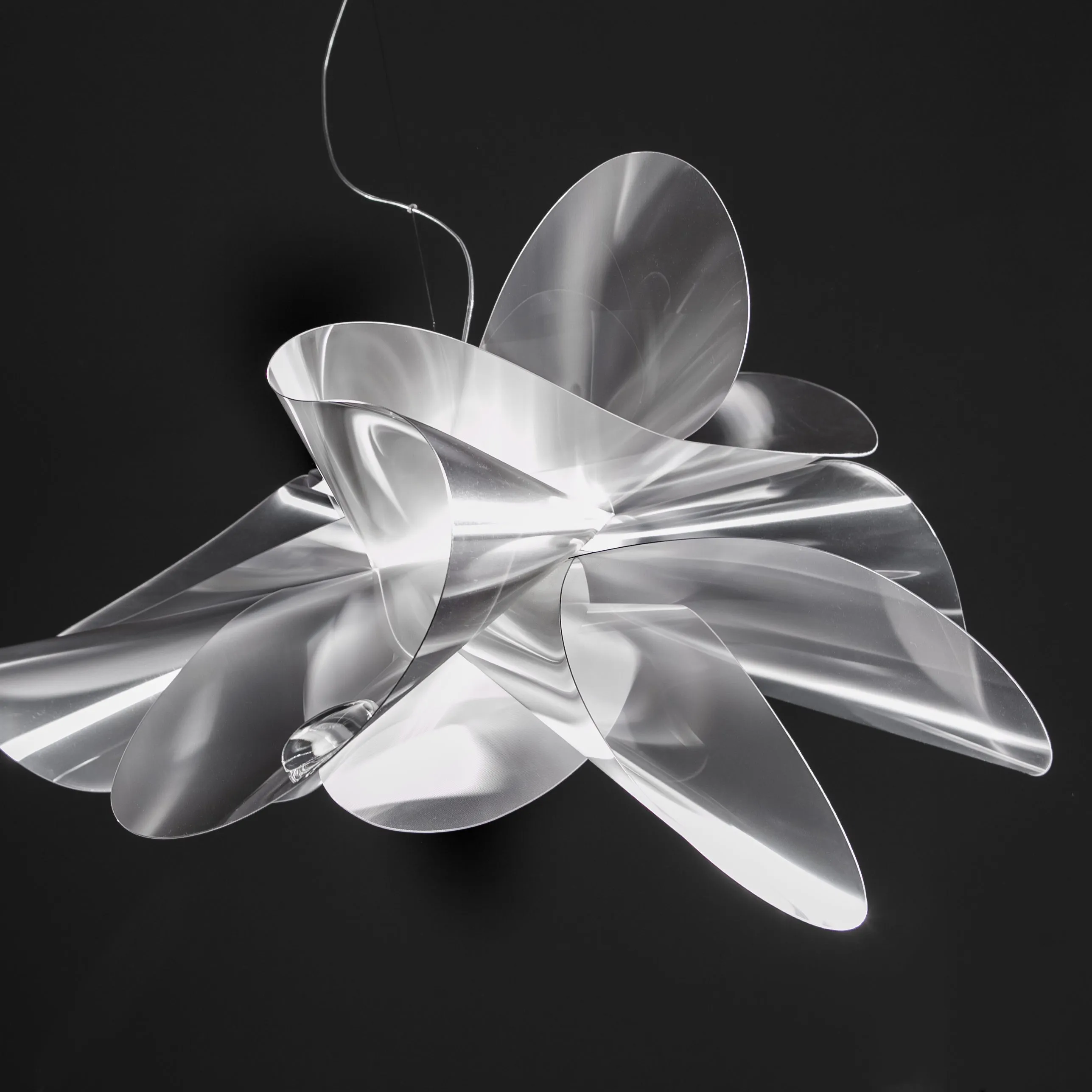 New Etoile Pendant Light