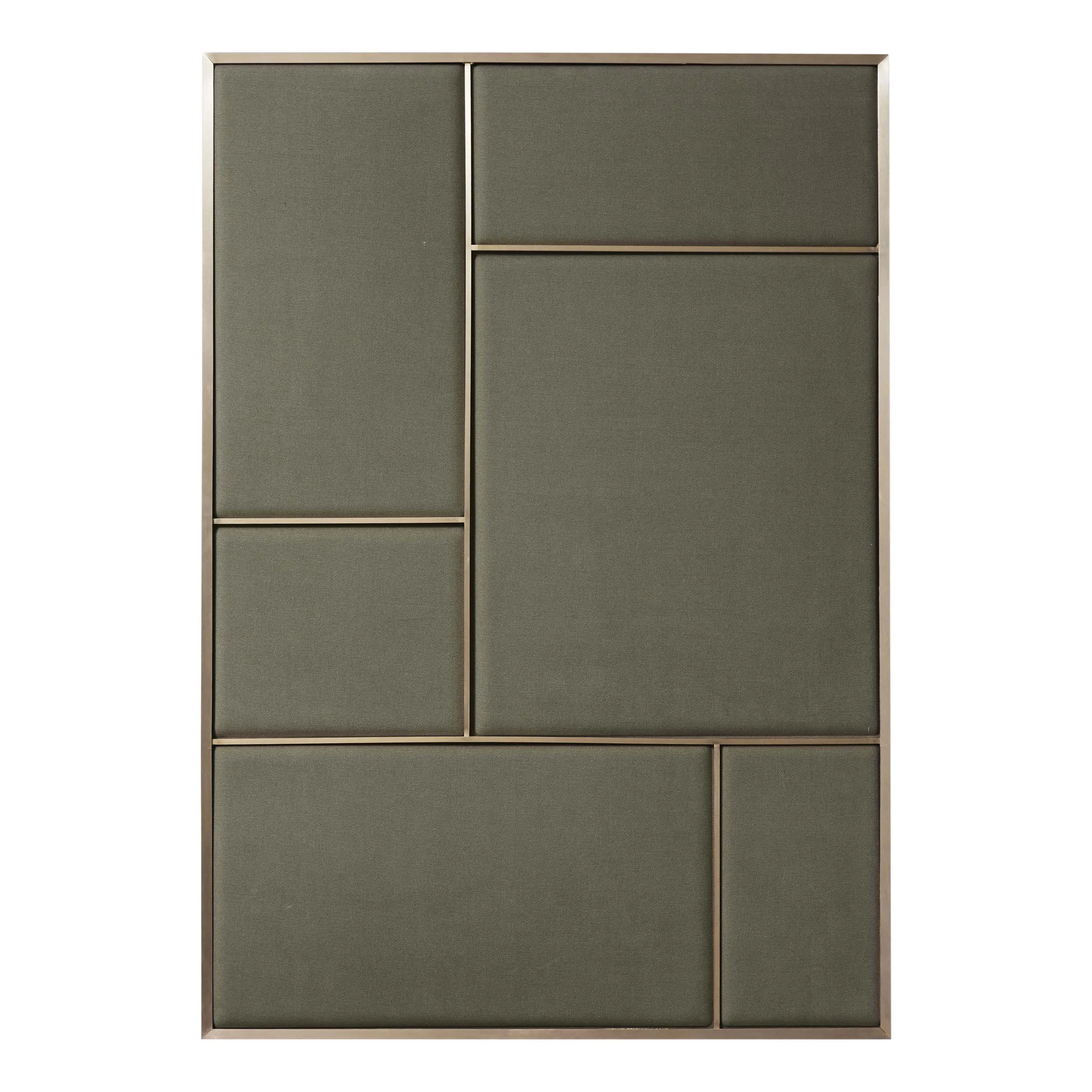 Nouveau Pin Board