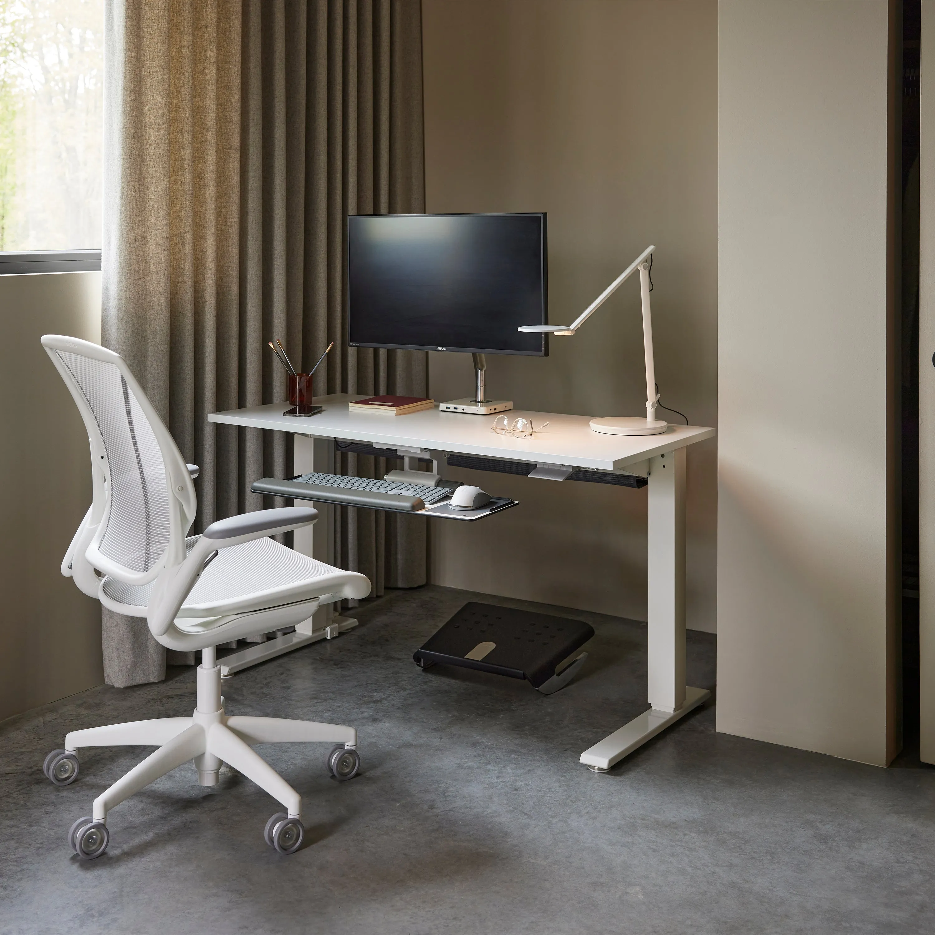 Nova Task Light