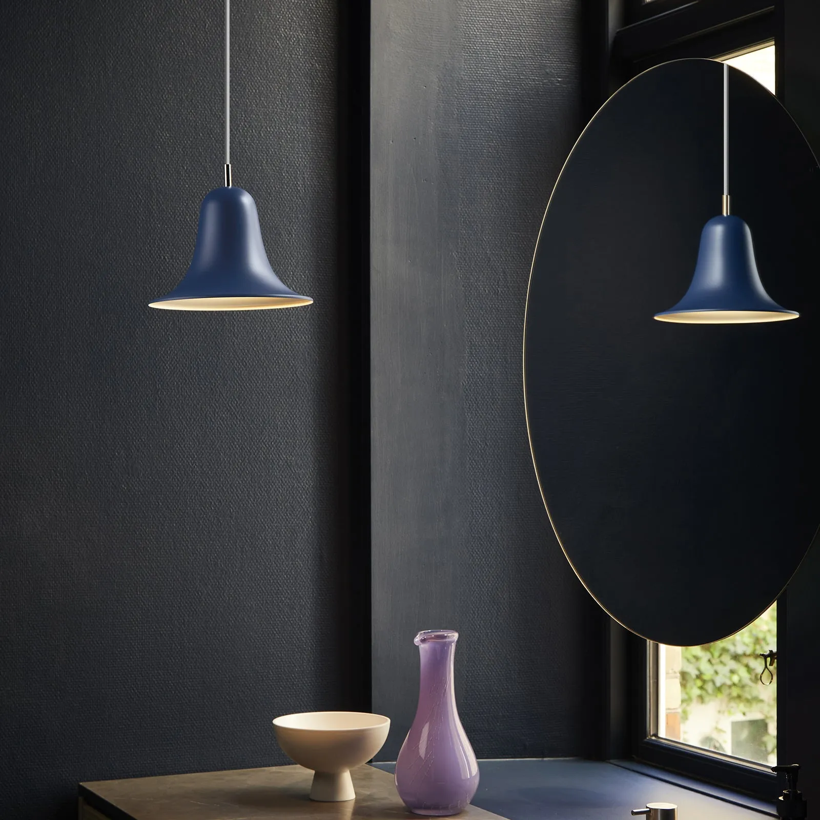 Pantop Pendant Light