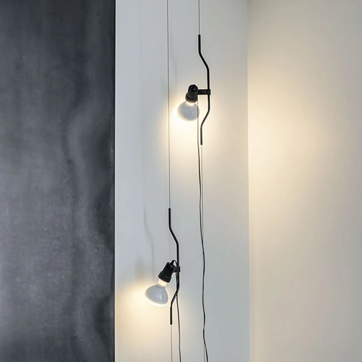 Parentesi Suspension Lamp