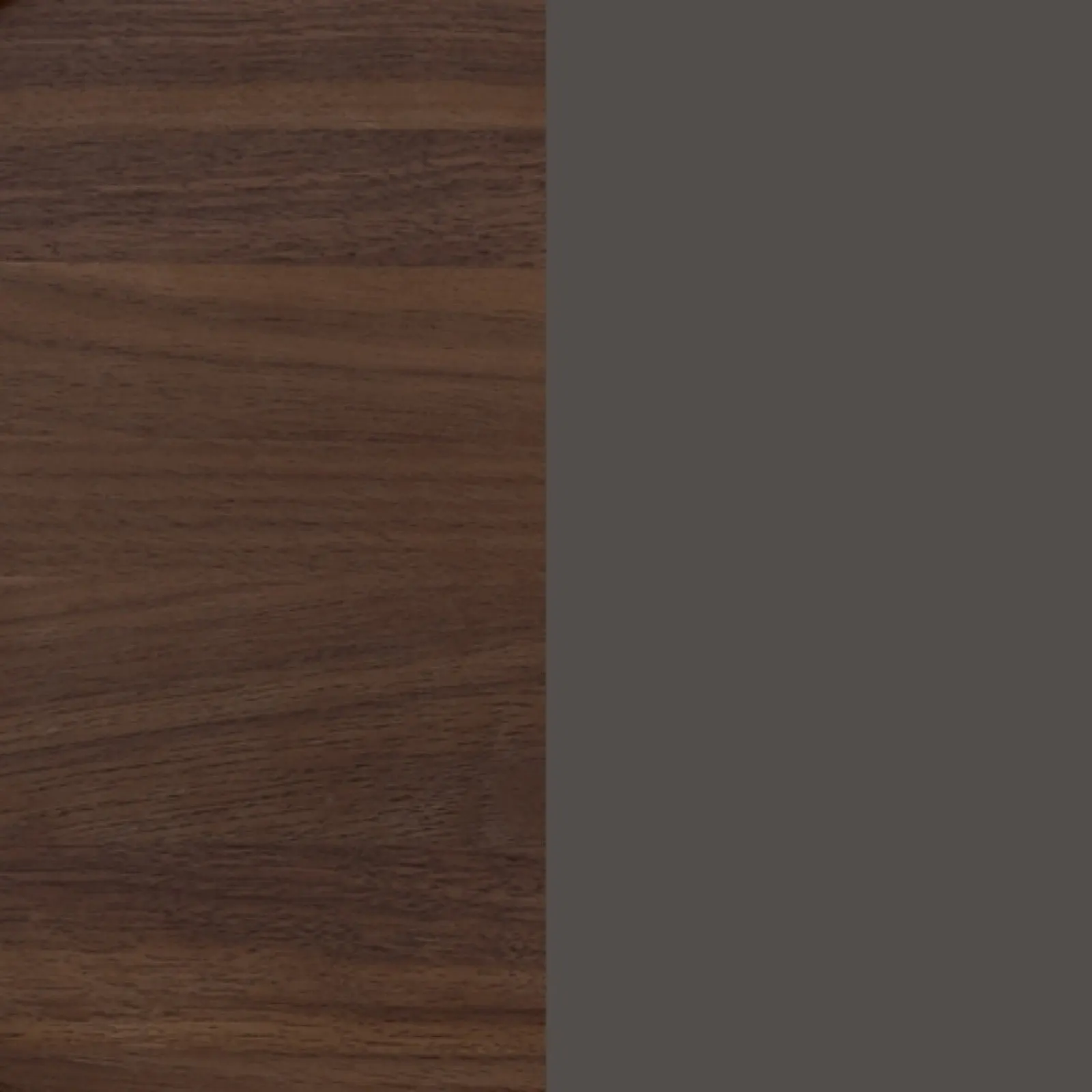 Pavilion AV16 Desk