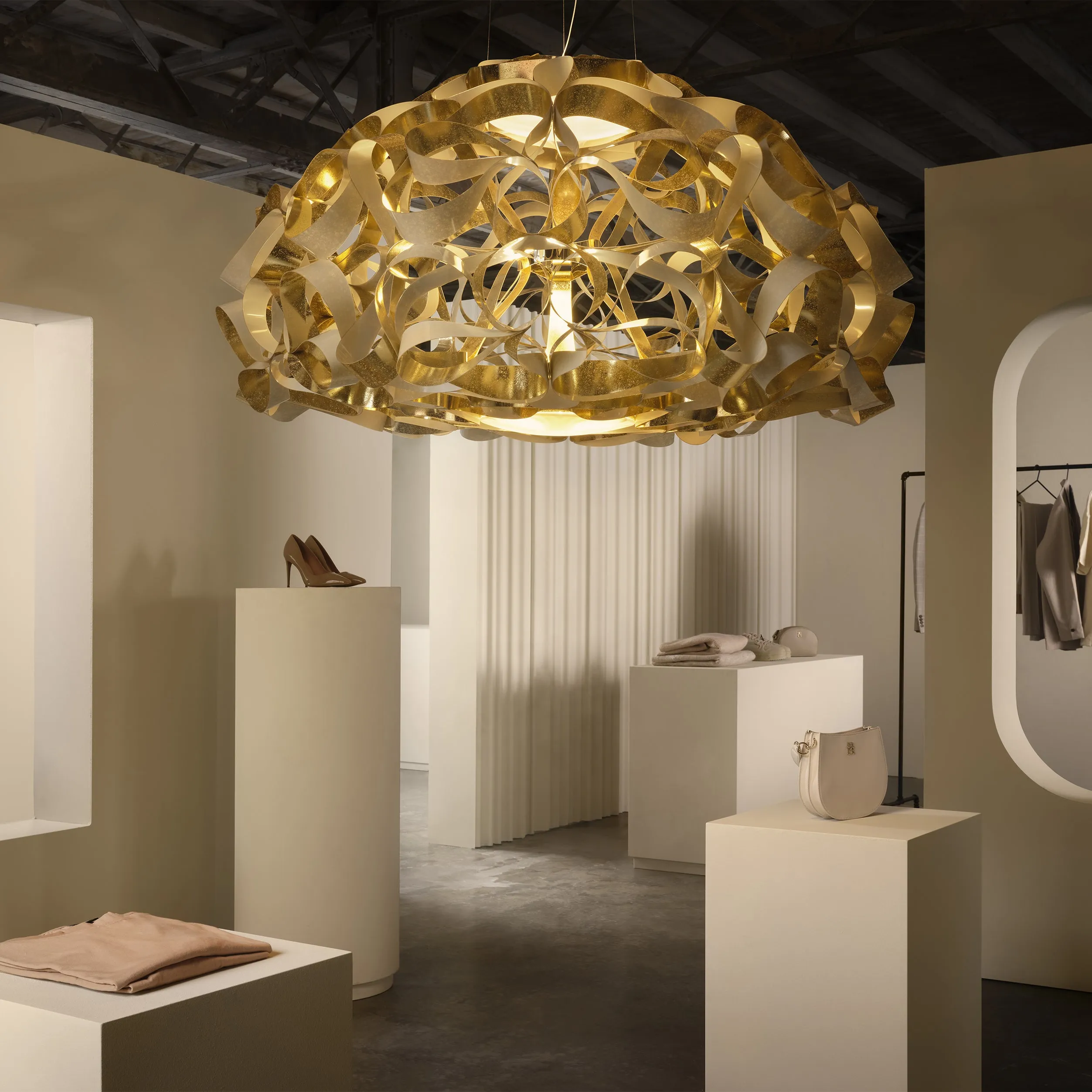 Quantica Pendant Light