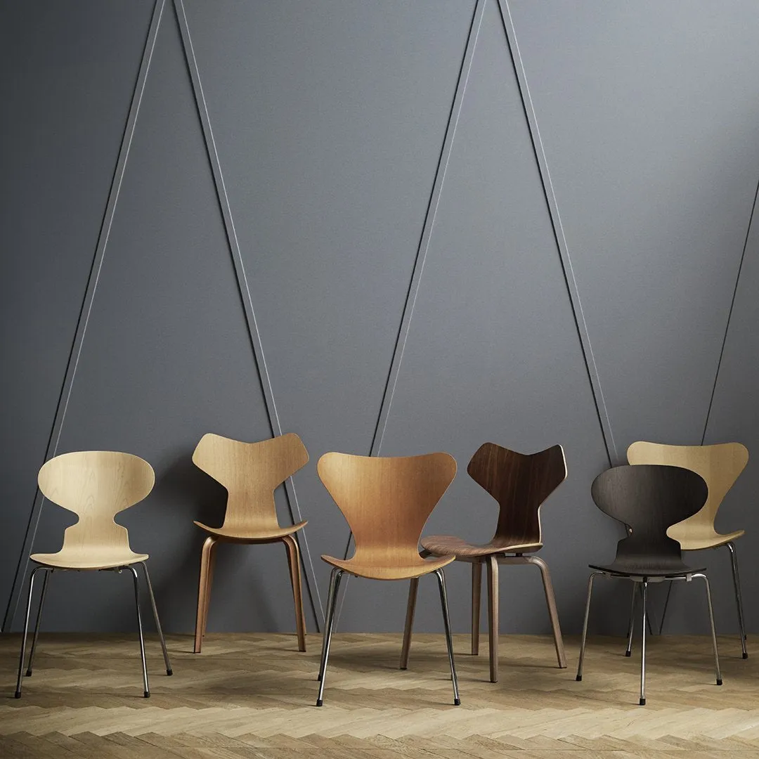 Series 7 Chair 3107 - Clear Lacquered