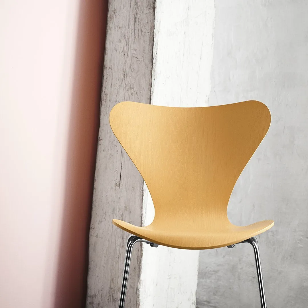 Series 7 Chair 3107 - Clear Lacquered