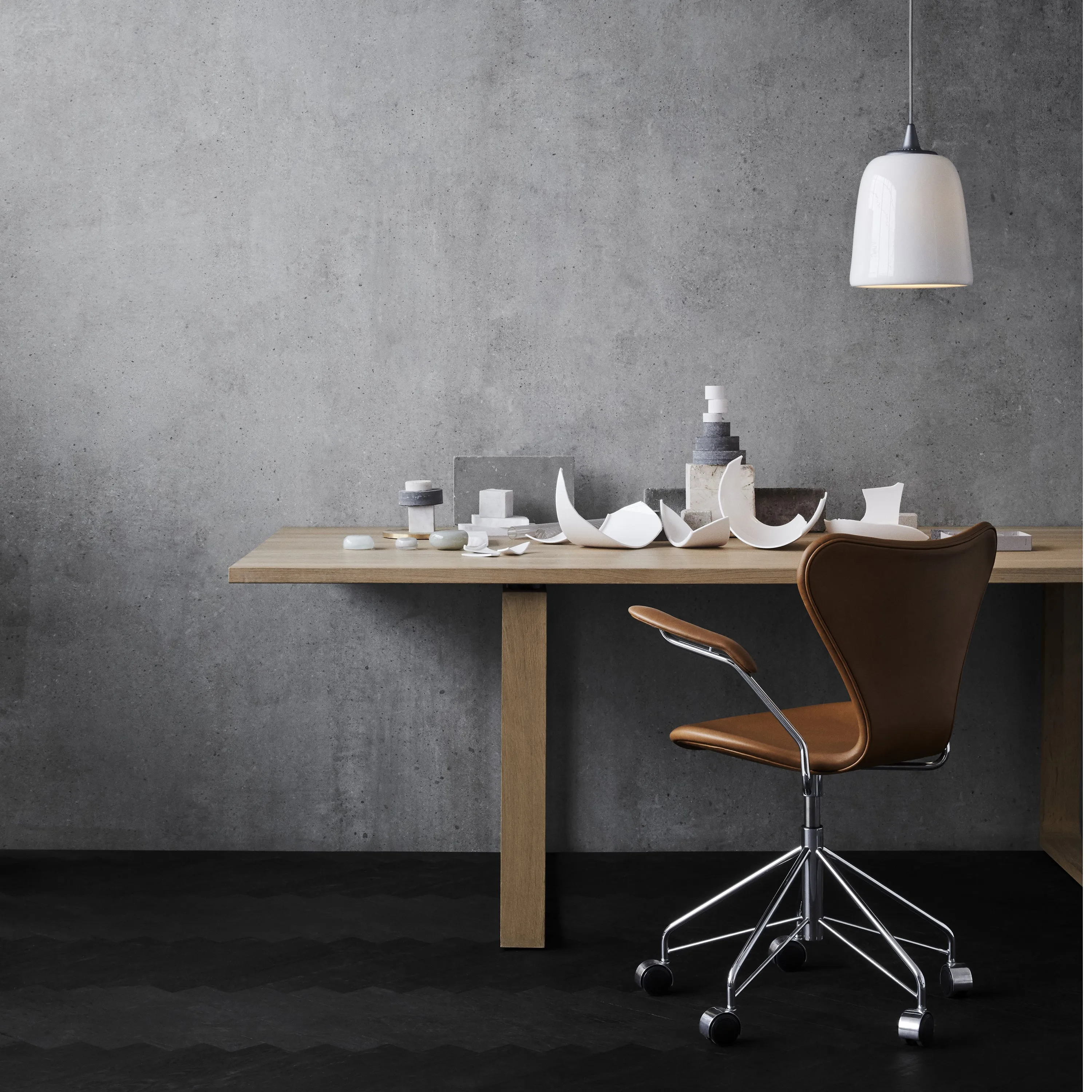 Series 7 Fully Upholstered Task Armchair