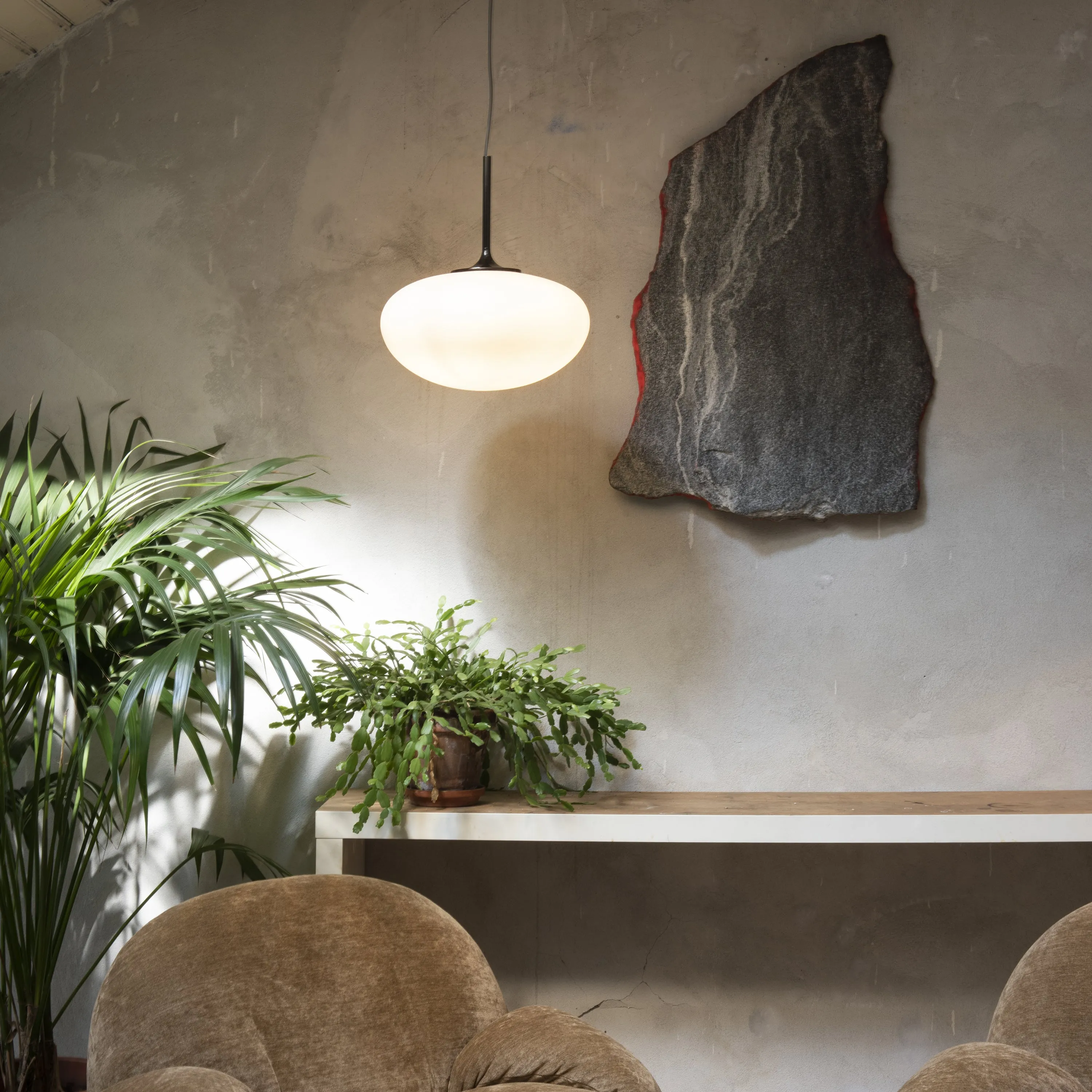 Stemlite Pendant Light