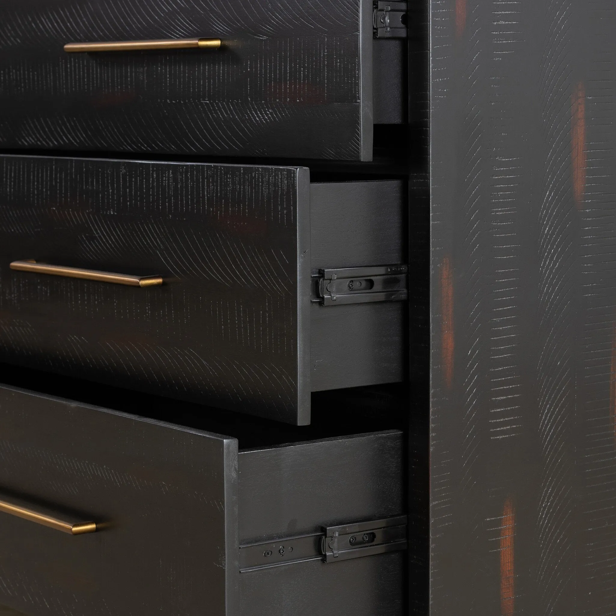 Suki 9-Drawer Dresser