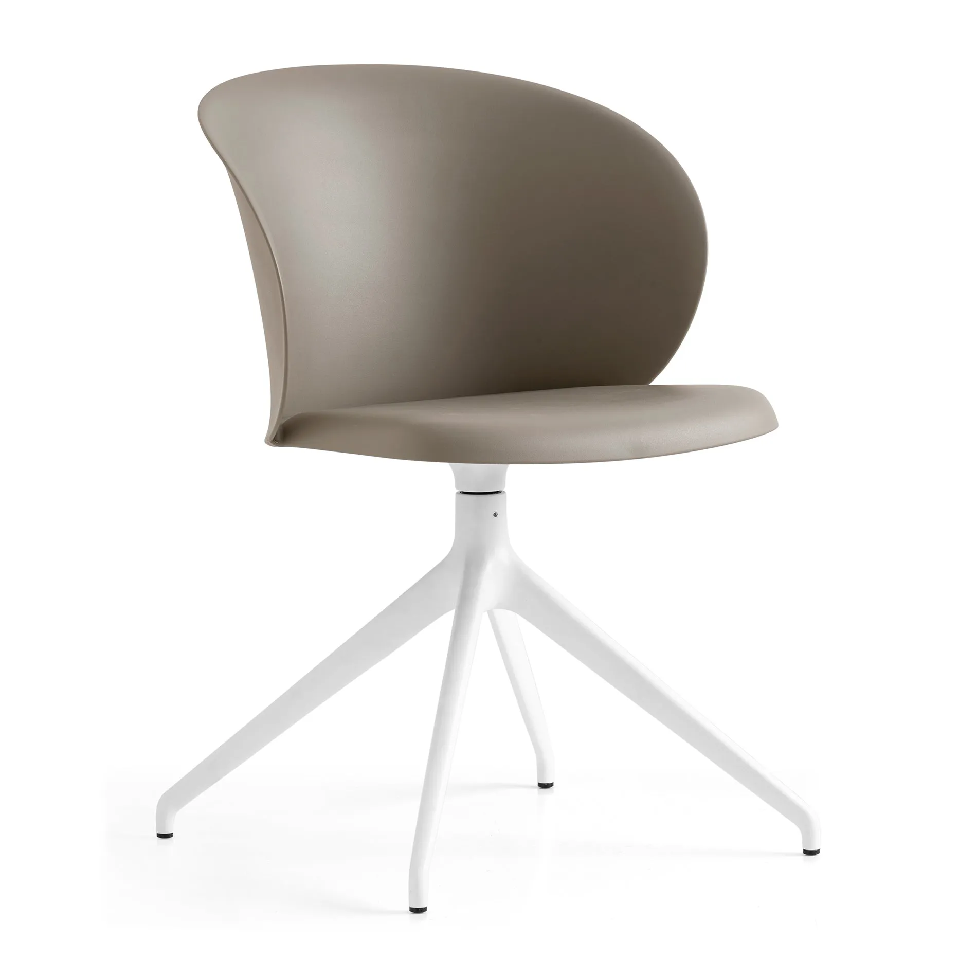 Tuka Swivel Chair