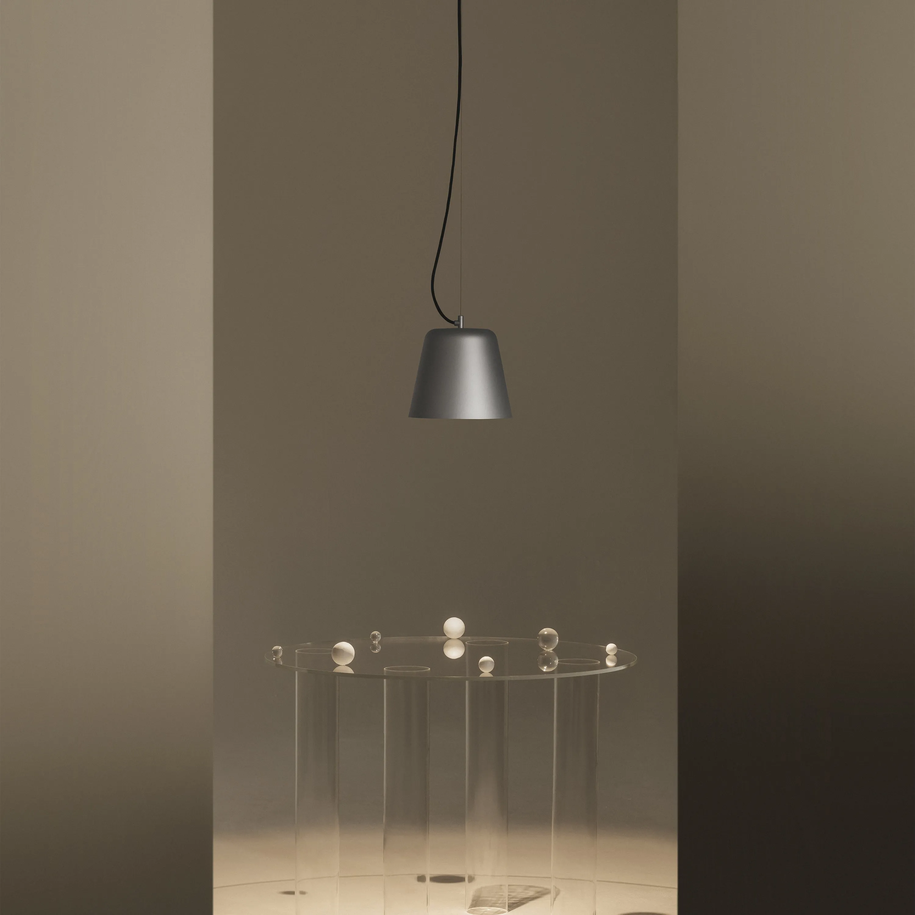 Vaso Pendant Light